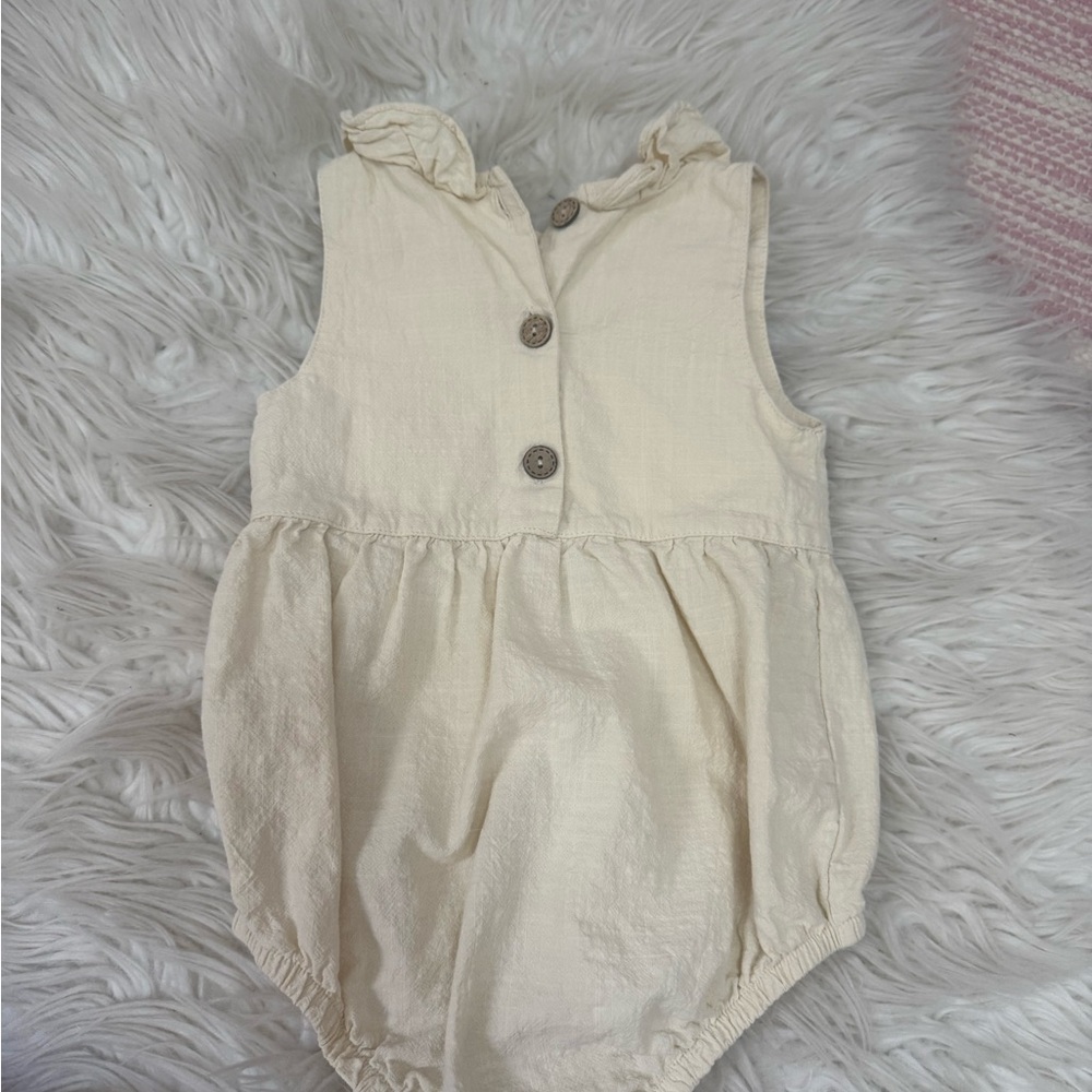 Cream Sleeveless Baby Romper